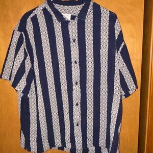 AE Navy White Striped Poolside Shirt Men's Large Excellent Used Condition